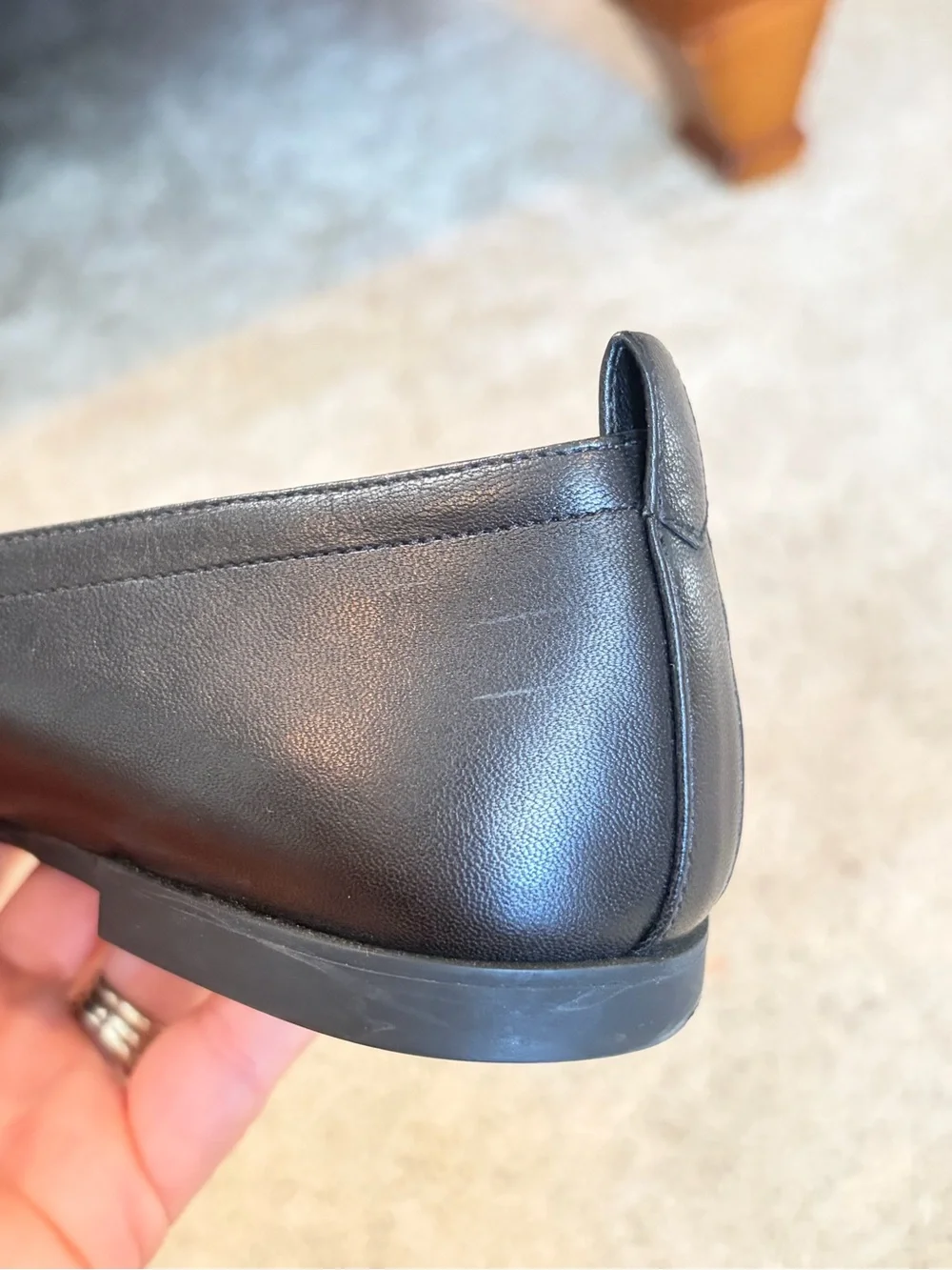 Everlane 40-Hour Flat Black Leather